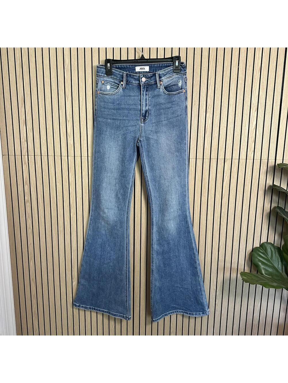 089 JBD High-Waisted Flared Blue Denim‎ Jeans (27/6, EUC)